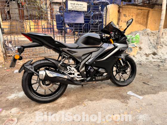 Yamaha R15 V4 (Dark Knight) 2022 Model